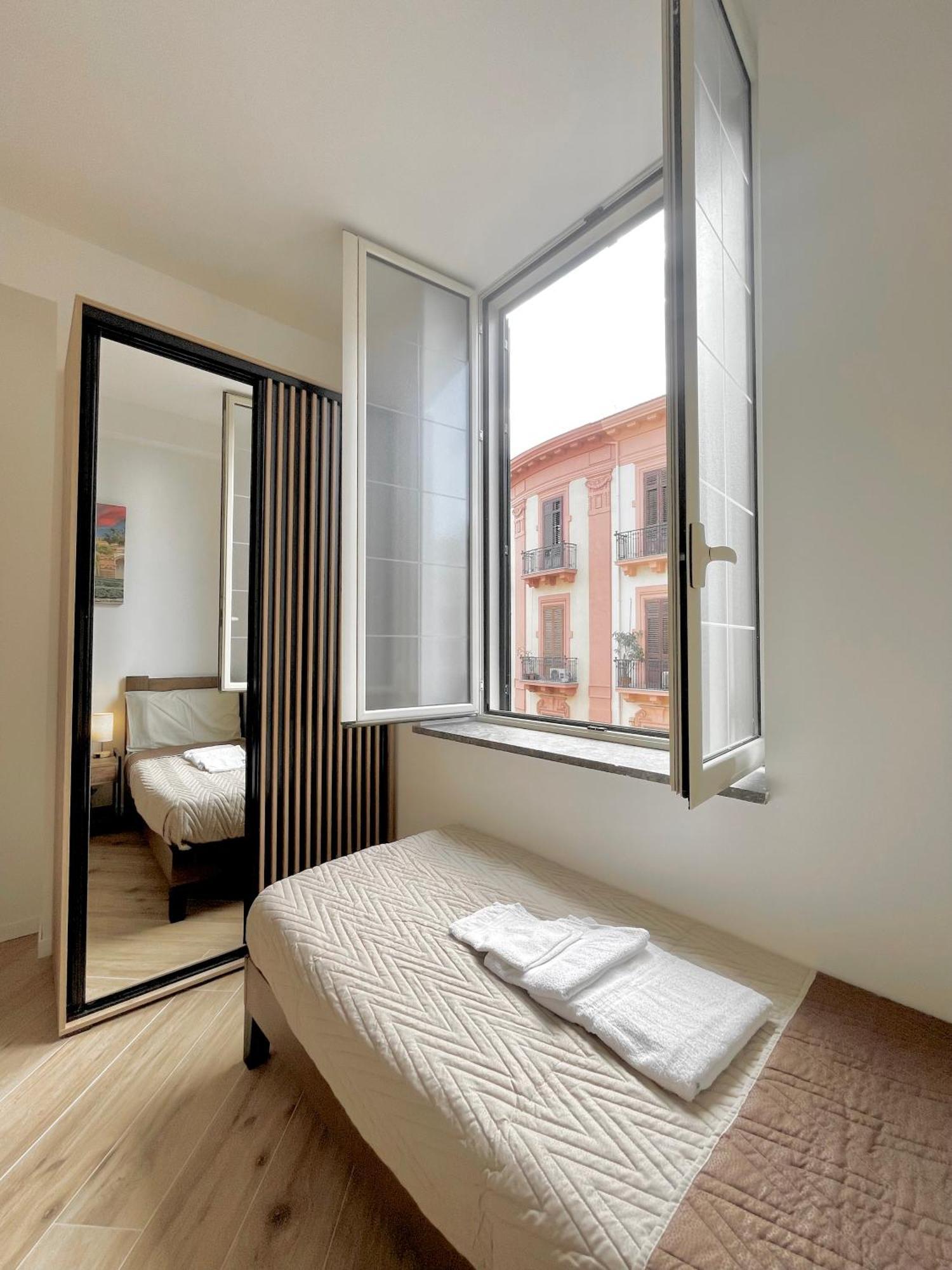 Lb Silviocentro Apartment Palermo Luaran gambar
